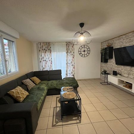 Appartement Spacieux Avec Piscine Marseilles Exterior foto