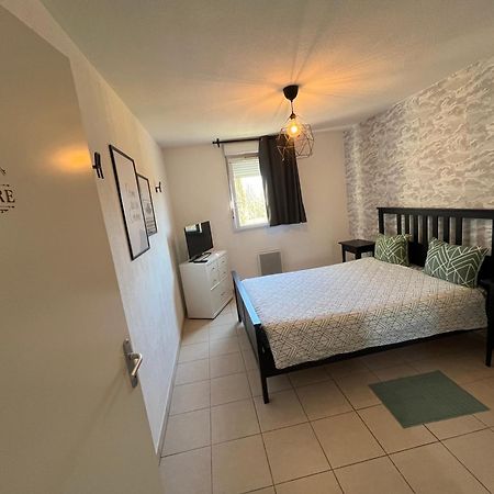 Appartement Spacieux Avec Piscine Marseilles Exterior foto