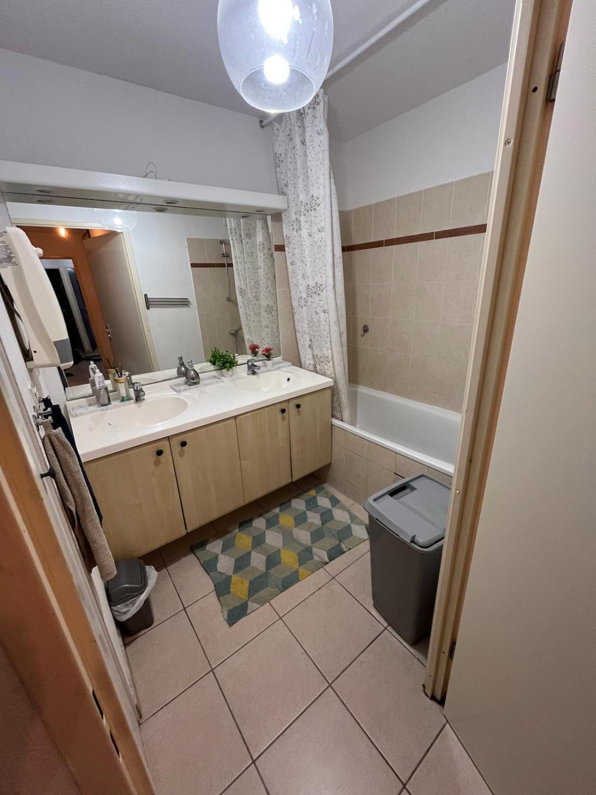 Appartement Spacieux Avec Piscine Marseilles Exterior foto