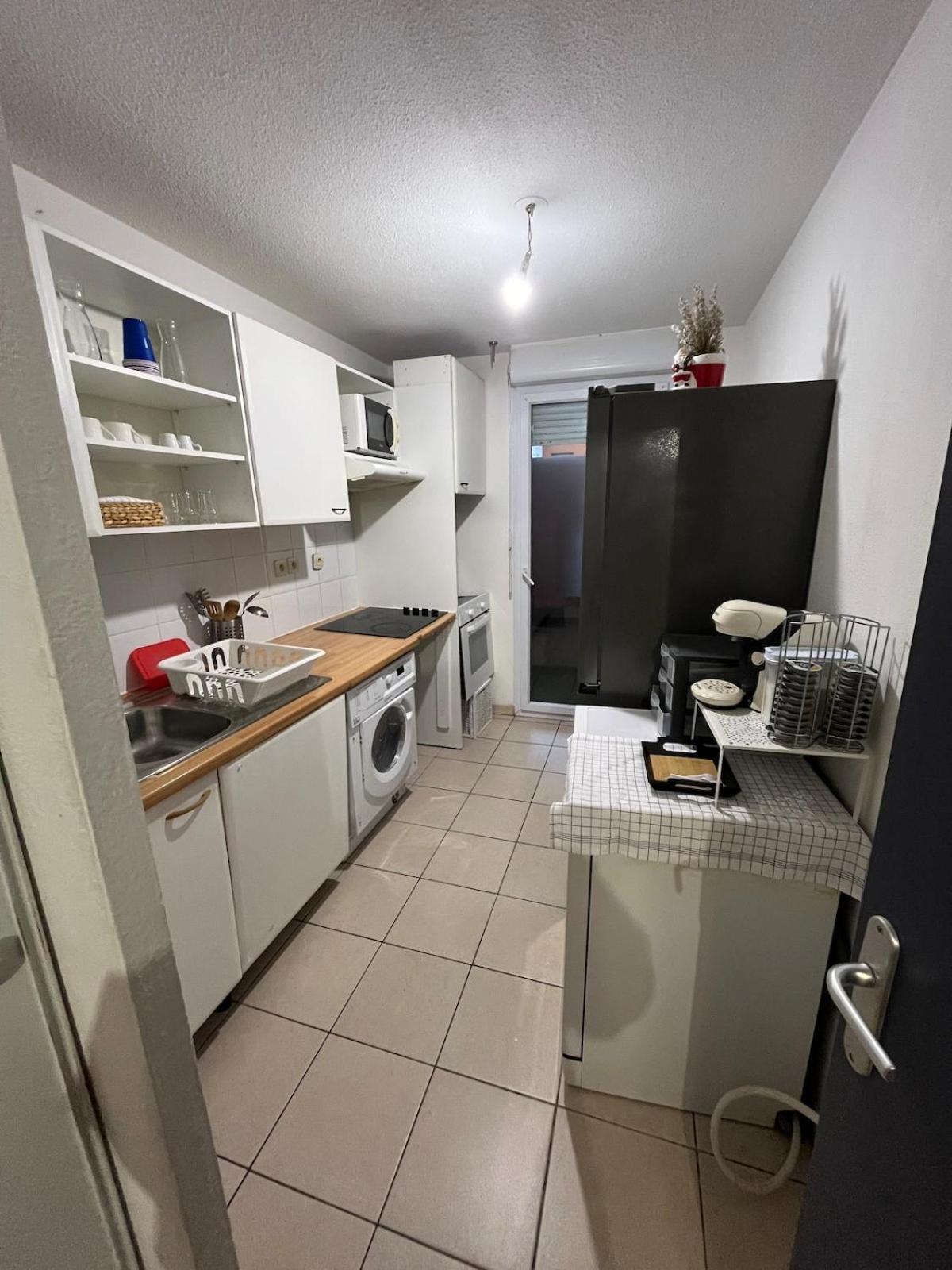 Appartement Spacieux Avec Piscine Marseilles Exterior foto